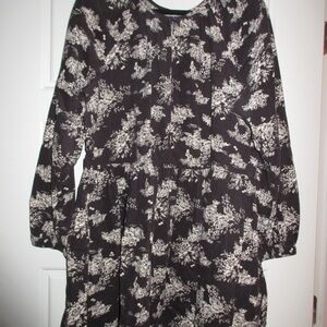 Universal Thread Black and White Floral Dress
